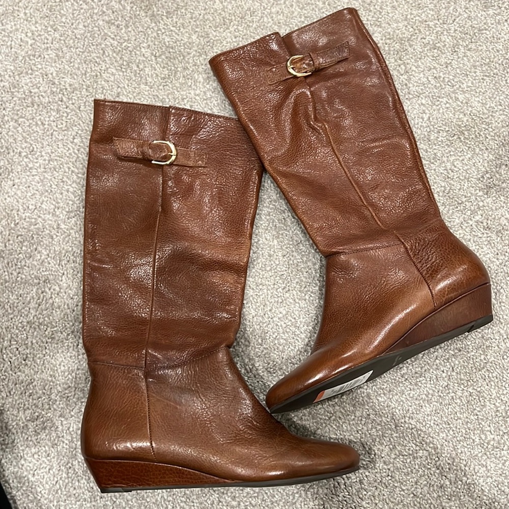 New calf height wedge heel boots
